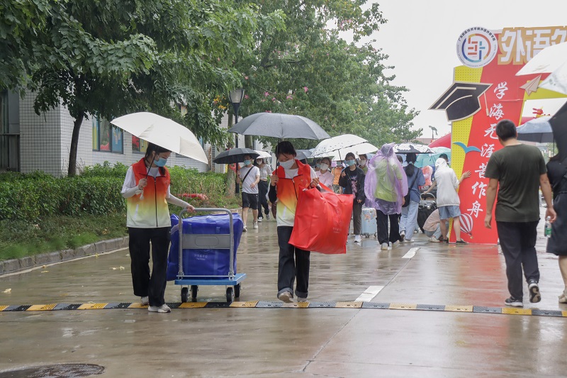 你好，新同學！廣東職業(yè)技術學院喜迎7200余名學子